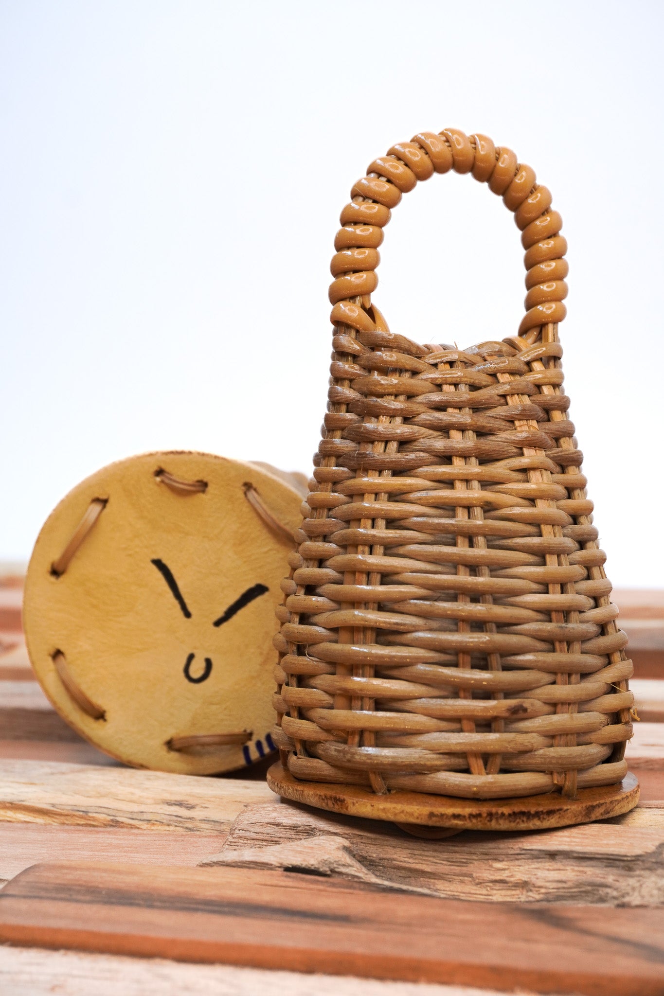 Caxixi Berimbau - geflochten aus Junco / Schilfrohr (Medium) - Percalada